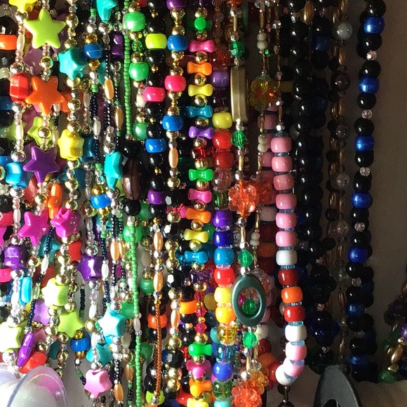 2 REARVIEW MIRROR NECKLACES .. This is a mystery bag NOT A CHOICE - Picture 7 of 7